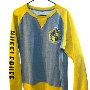 Harry Potter Hufflepuff Sweatshirt Unisex Medium Wizarding World Pullover